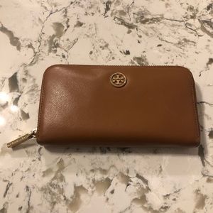Brown leather and gold Tory Burch wallet